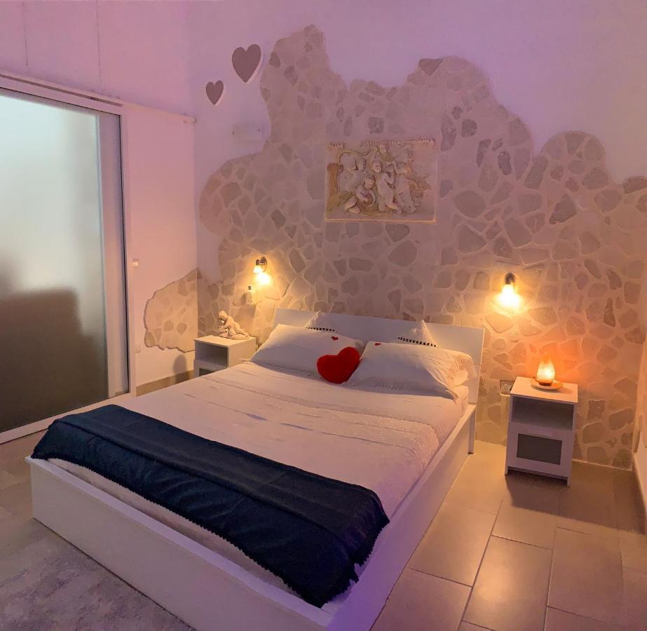 V&M Suite Con Jacuzzi Остуни Экстерьер фото