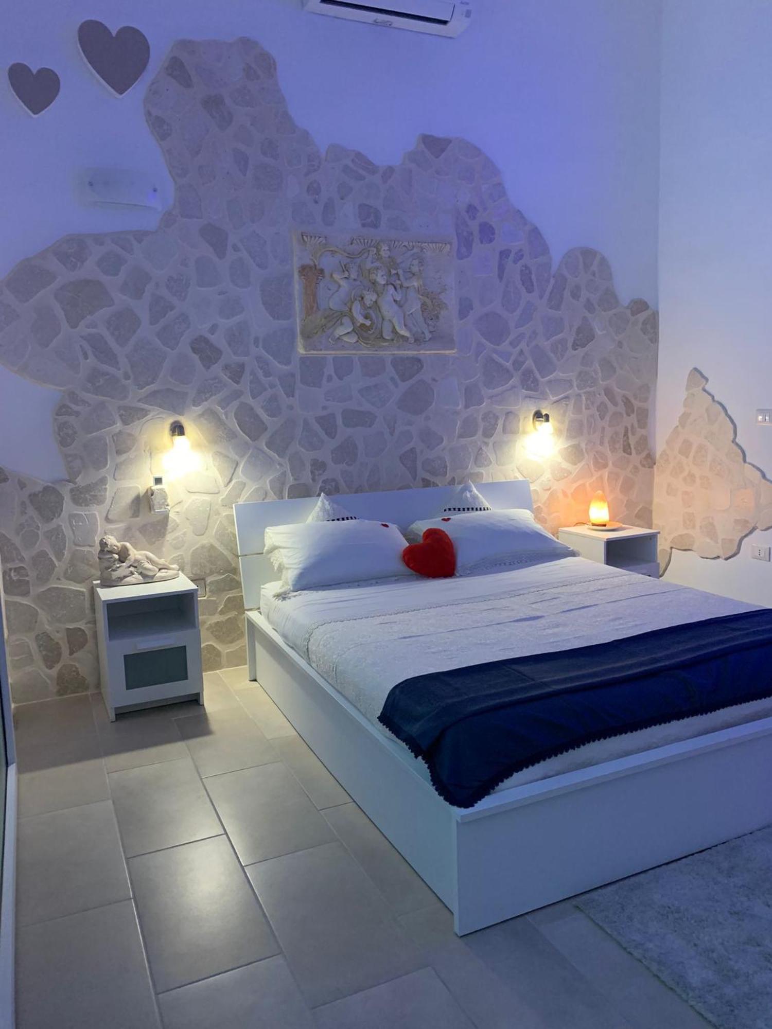 V&M Suite Con Jacuzzi Остуни Экстерьер фото